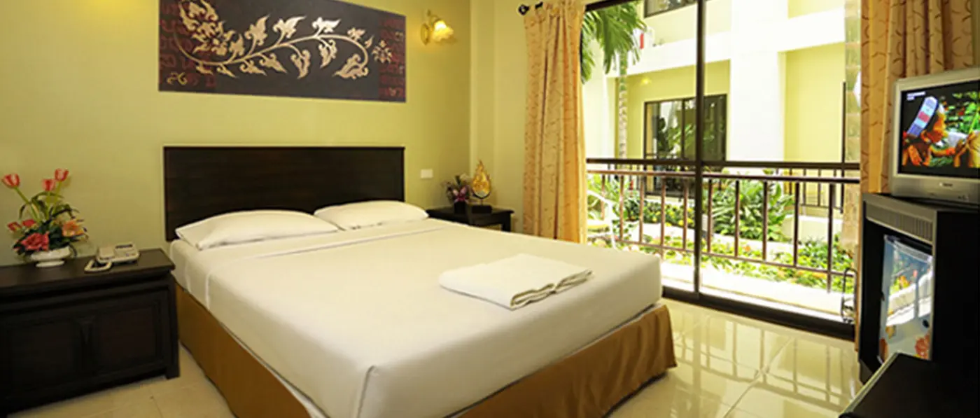 Rambuttri Village Hotel and Plaza — photo 4